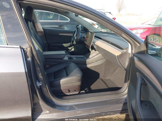 2023 TESLA MODEL 3 5YJ3E1EB9PF390915 Photo 4