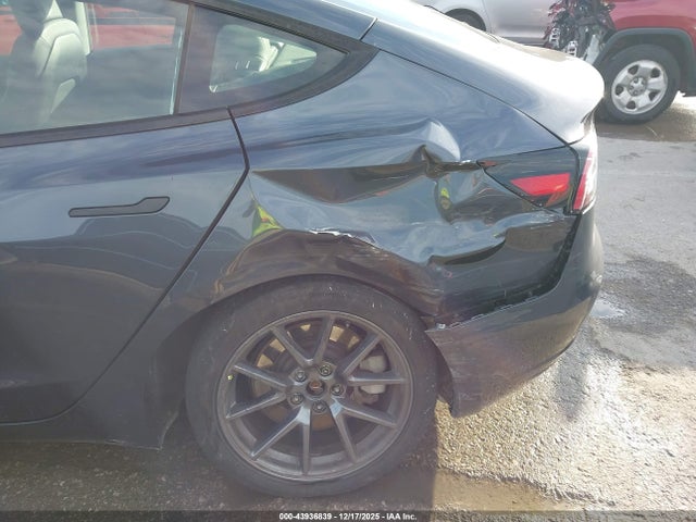 2023 TESLA MODEL 3 5YJ3E1EB9PF390915 Photo 5