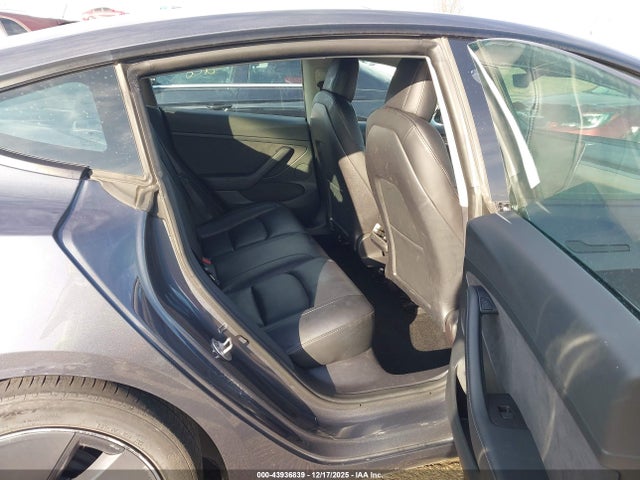 2023 TESLA MODEL 3 5YJ3E1EB9PF390915 Photo 7