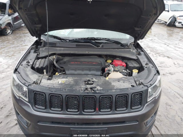 43936859 :رقم المزاد ، 3C4NJDBB6KT653009 vin ، 2019 Jeep Compass Altitude 4x4 مزاد بيع