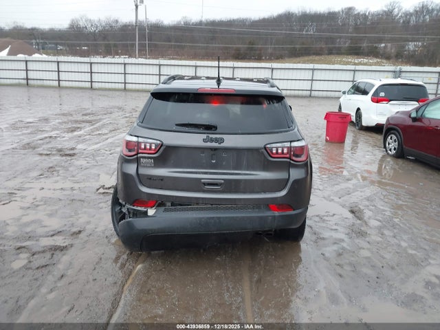 43936859 :رقم المزاد ، 3C4NJDBB6KT653009 vin ، 2019 Jeep Compass Altitude 4x4 مزاد بيع
