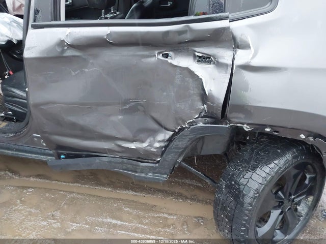 43936859 :رقم المزاد ، 3C4NJDBB6KT653009 vin ، 2019 Jeep Compass Altitude 4x4 مزاد بيع