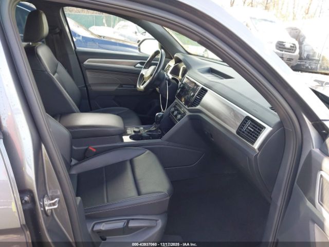 2022 VOLKSWAGEN ATLAS CROSS SPORT 1V2KC2CA8NC207790 Photo 4