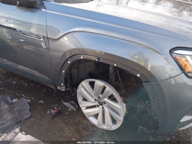 2022 VOLKSWAGEN ATLAS CROSS SPORT 1V2KC2CA8NC207790 Photo 5