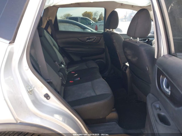 JN8AT2MV3JW314340 Nissan ROGUE S