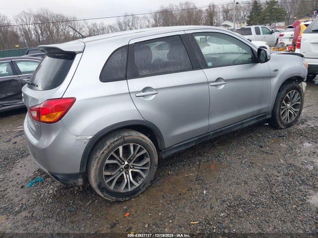 2016 MITSUBISHI OUTLANDER SPORT JA4AR3AU0GZ030872 Photo 3