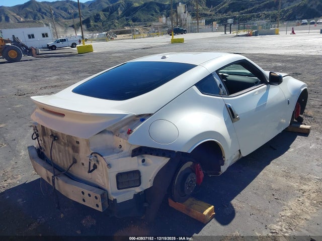 JN1AZ4EH5KM421727 Nissan 370z Nismo