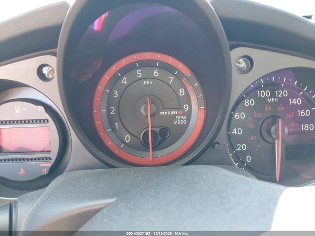 JN1AZ4EH5KM421727 Nissan 370z Nismo