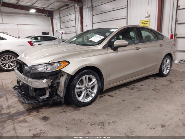 Ford FUSION SE 2018 3FA6P0HD0JR232392 Image 2