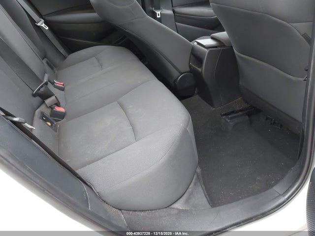 Auction sale of the 2021 Toyota Corolla Le, vin: 5YFEPMAE4MP243616, lot number: 43937228