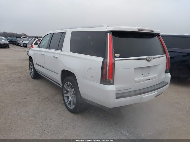 2016 CADILLAC ESCALADE ESV 1GYS3JKJ9GR333311 Photo 2