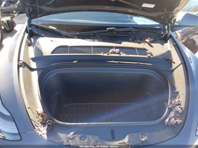 2023 TESLA MODEL Y 7SAYGAEE3PF942325 Photo 9