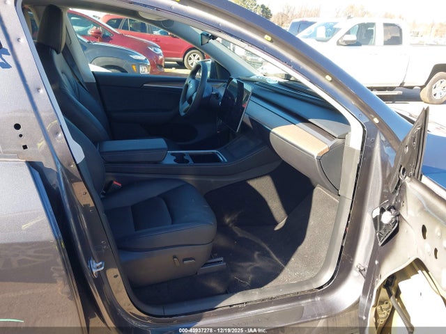 2023 TESLA MODEL Y 7SAYGAEE3PF942325 Photo 4