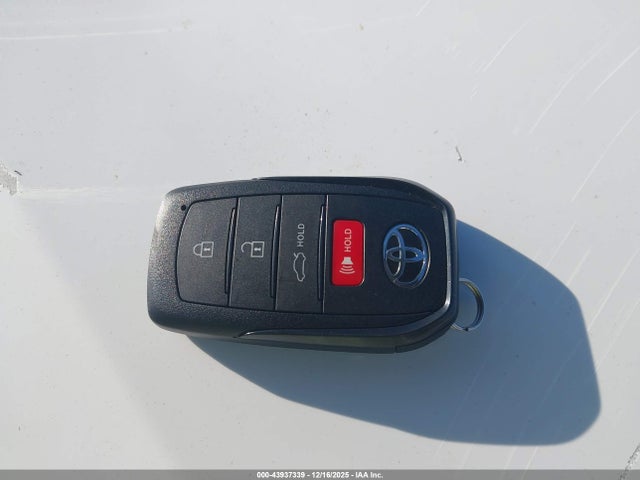 Toyota Corolla Hybrid Le 2026 JTDBCMFE9T3120778 Image 11