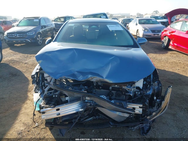 Toyota Corolla Hybrid Le 2026 JTDBCMFE9T3120778 Image 13