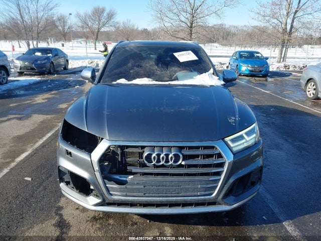 2018 AUDI SQ5 WA1A4AFY4J2226263 Photo 5