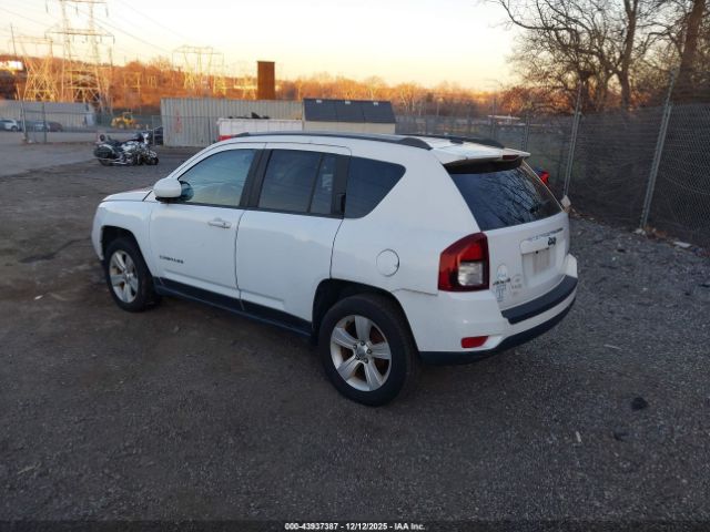 2017 JEEP COMPASS 1C4NJDEB9HD204501 Photo 2