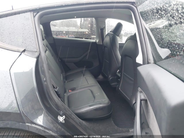 2024 TESLA MODEL Y 7SAYGDEE3RA226283 Photo 7