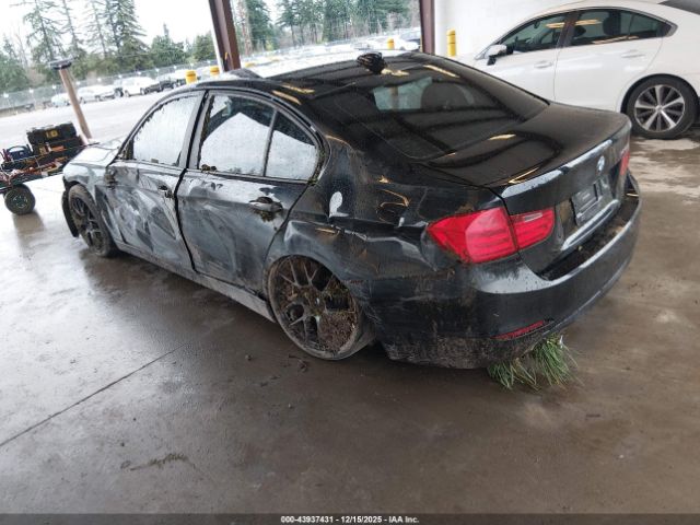 2013 BMW 328I WBA3C1C52DF435216 Photo 2