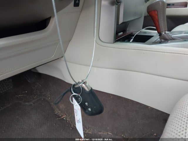 2011 LEXUS GX 460 JTJBM7FX2B5018321 Photo 10