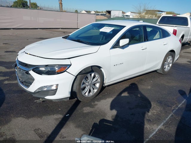 1G1ZD5ST5NF195316 Chevrolet Malibu Fwd Lt