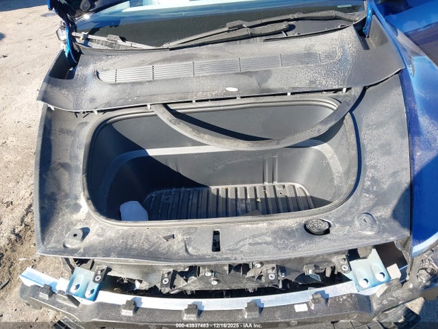 2026 TESLA MODEL Y 7SAYGDEDXTA457065 Photo 9