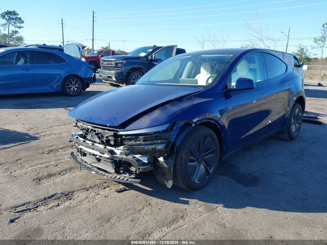 2026 TESLA MODEL Y 7SAYGDEDXTA457065 Photo 1