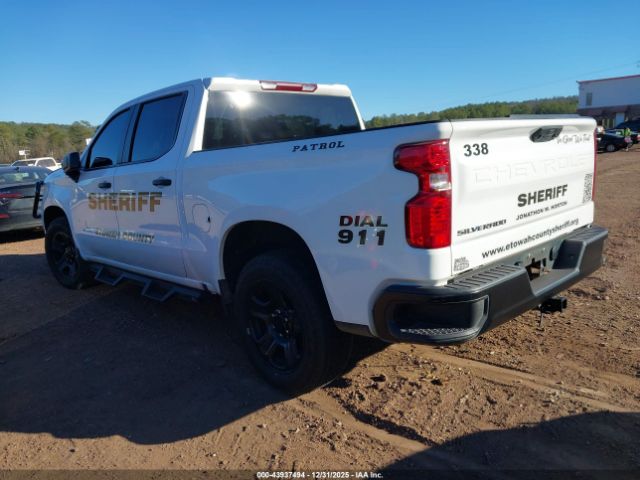 2024 CHEVROLET SILVERADO 1500 3GCUD4EDXRG233059 Photo 2