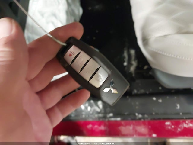 2025 MITSUBISHI OUTLANDER JA4J4WA83SZ050061 Photo 10