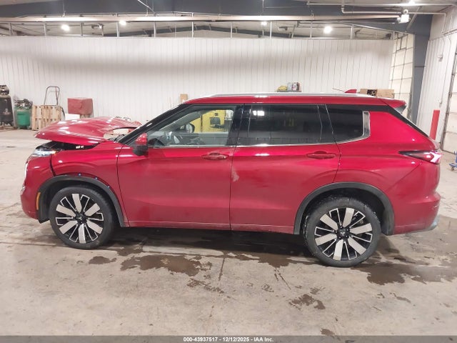 Продаж на аукціоні авто 2025 Mitsubishi Outlander Sel 2.5 S-awc, vin: JA4J4WA83SZ050061, номер лоту: 43937517