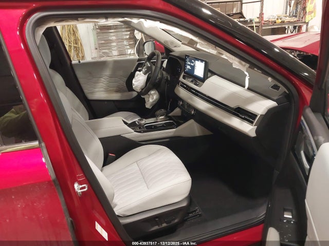 2025 MITSUBISHI OUTLANDER JA4J4WA83SZ050061 Photo 4