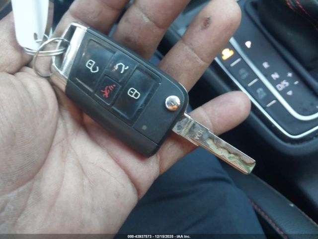 2018 VOLKSWAGEN GOLF GTI 3VW447AU0JM265500 Photo 10