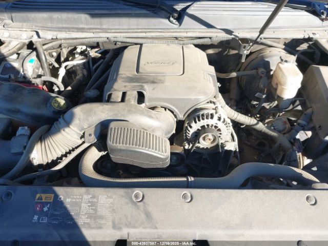 2013 CHEVROLET TAHOE 1GNSCBE08DR245030 Photo 9