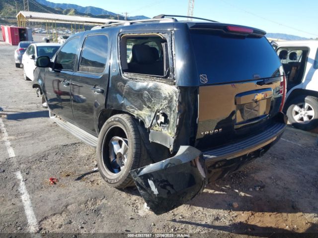 2013 CHEVROLET TAHOE 1GNSCBE08DR245030 Photo 2