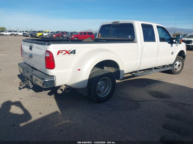 1FT8W3DT6GEB40400 Ford F-350 Lariat