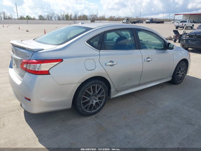 3N1AB7AP4EY315886 Nissan SENTRA SR