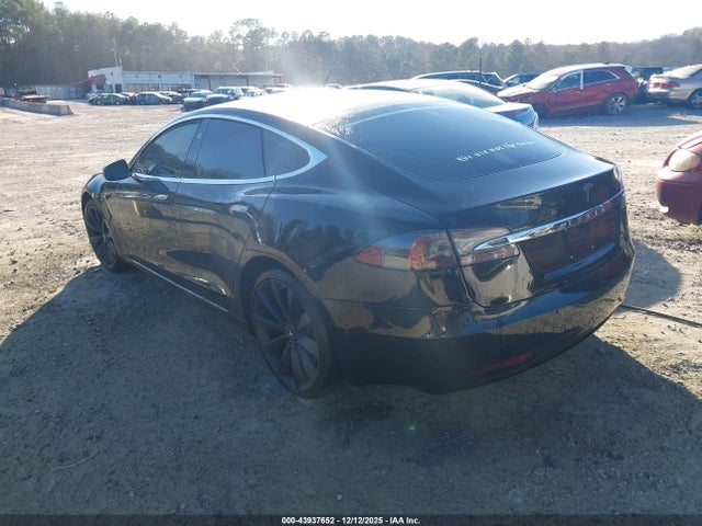 2017 TESLA MODEL S 5YJSA1E1XHF205254 Photo 2