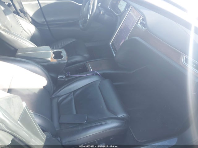 2017 TESLA MODEL S 5YJSA1E1XHF205254 Photo 4