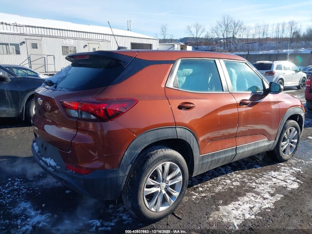 2021 CHEVROLET TRAILBLAZER KL79MNSLXMB082598 Photo 3