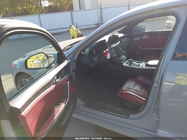 KNAE55LC3N6122122 KIA Stinger Gt2
