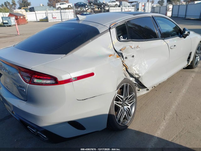 KNAE55LC3N6122122 KIA Stinger Gt2