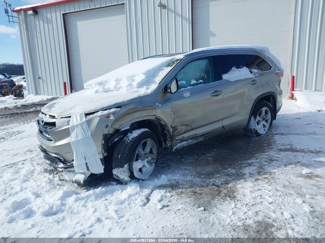 Auction sale of the 2015 Toyota Highlander Limited V6, vin: 5TDDKRFH6FS080133, lot number: 43937694