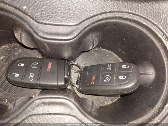 2019 JEEP COMPASS 3C4NJCCB5KT809209 Photo 10