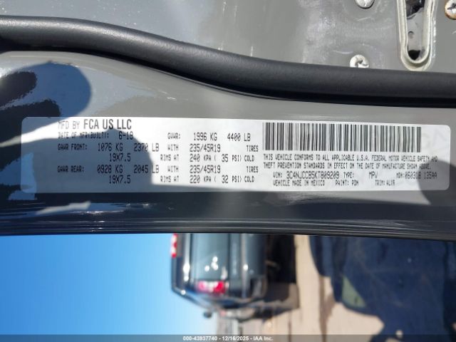 2019 JEEP COMPASS 3C4NJCCB5KT809209 Photo 8