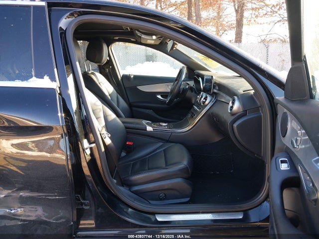 43937744 :رقم المزاد ، 55SWF8DB3KU310696 vin ، 2019 Mercedes-benz C 300 مزاد بيع