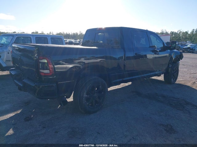 Продаж на аукціоні авто 2024 Ram 2500 Laramie Crew Cab 4x4 6'4 Box, vin: 3C6UR5NL5RG190093, номер лоту: 43937766