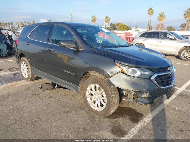 Chevrolet EQUINOX LT 2019 2GNAXUEV5K6303241 головне зображення
