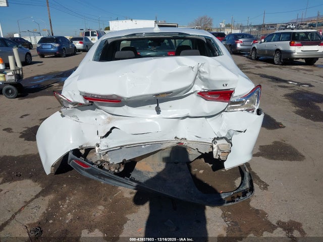 1G1ZD5ST1PF168682 Chevrolet Malibu Fwd 1lt
