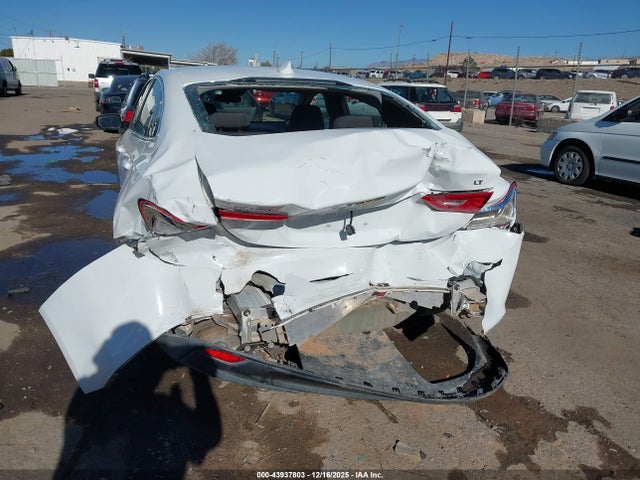 1G1ZD5ST1PF168682 Chevrolet Malibu Fwd 1lt