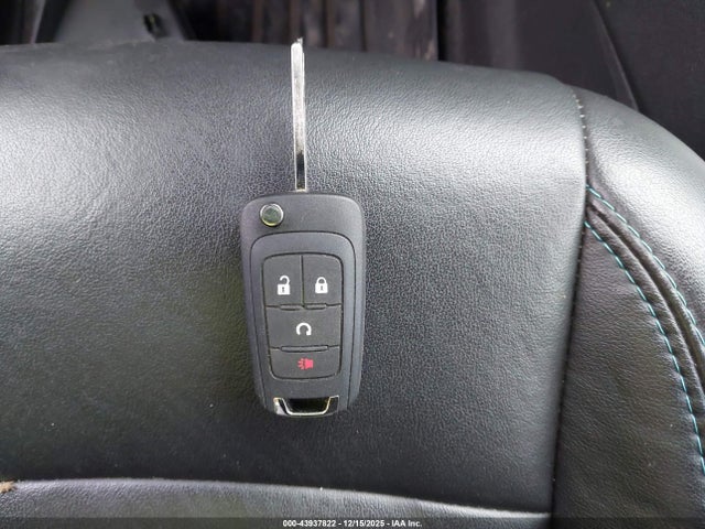 3GNCJRSB0GL134864 Chevrolet TRAX LTZ